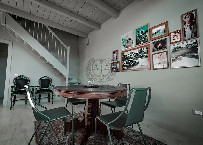 Officina Suites - Apartment , Navigli, Bocconi, Movida, Porta Ticinese